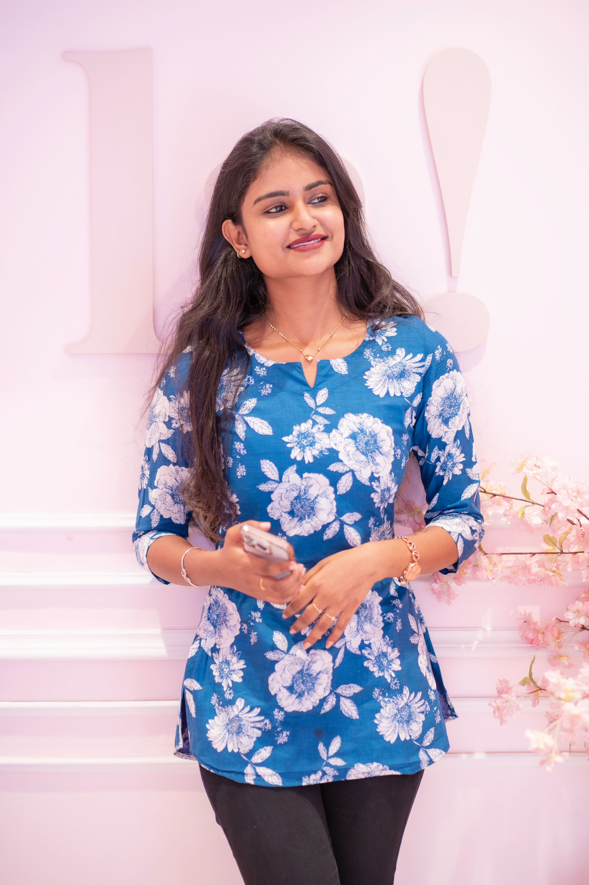 Neelanjana - Blue Floral cotton short top